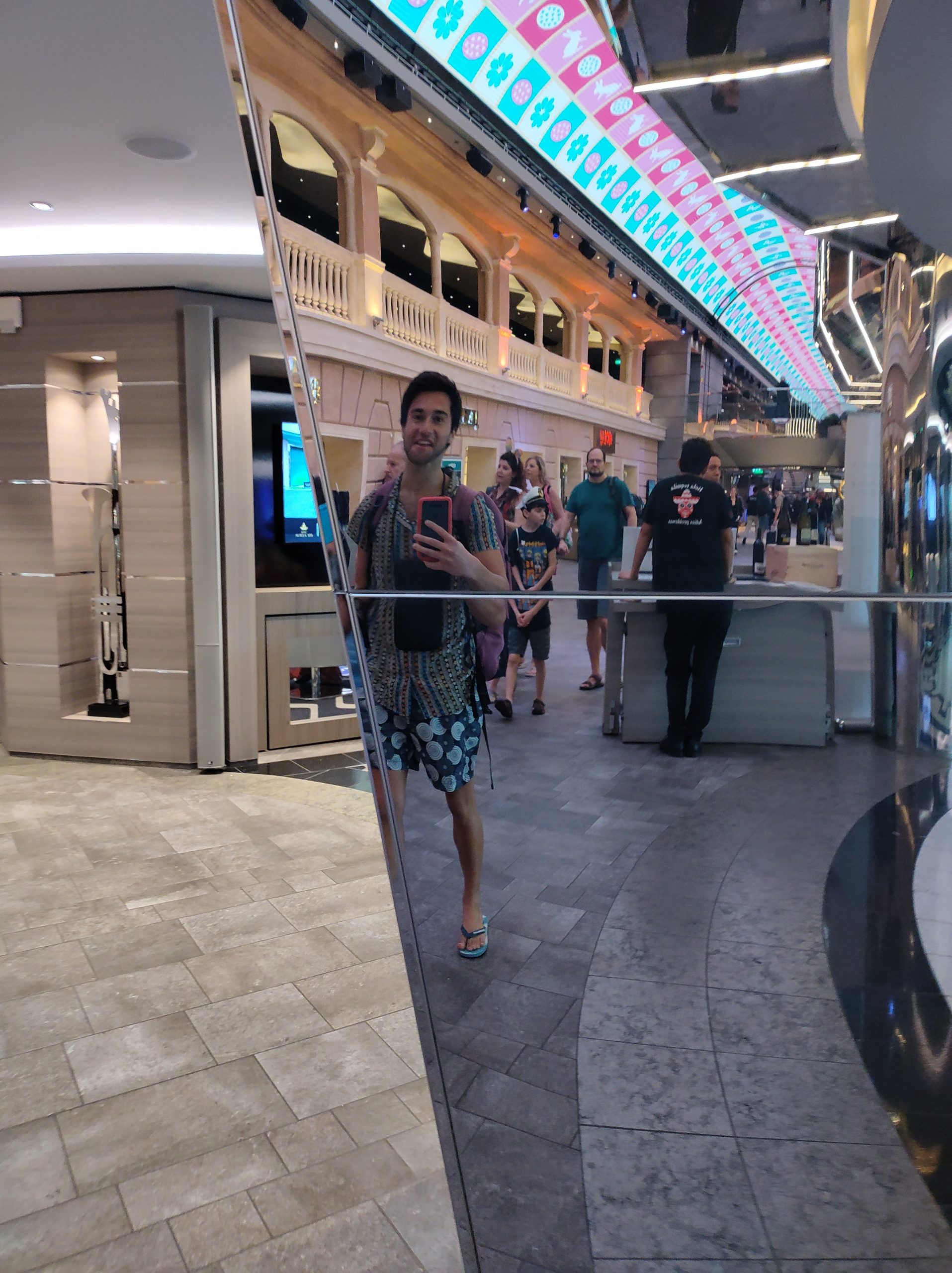 Elevating MSC Meraviglia: Top-Notch Service & Luxury