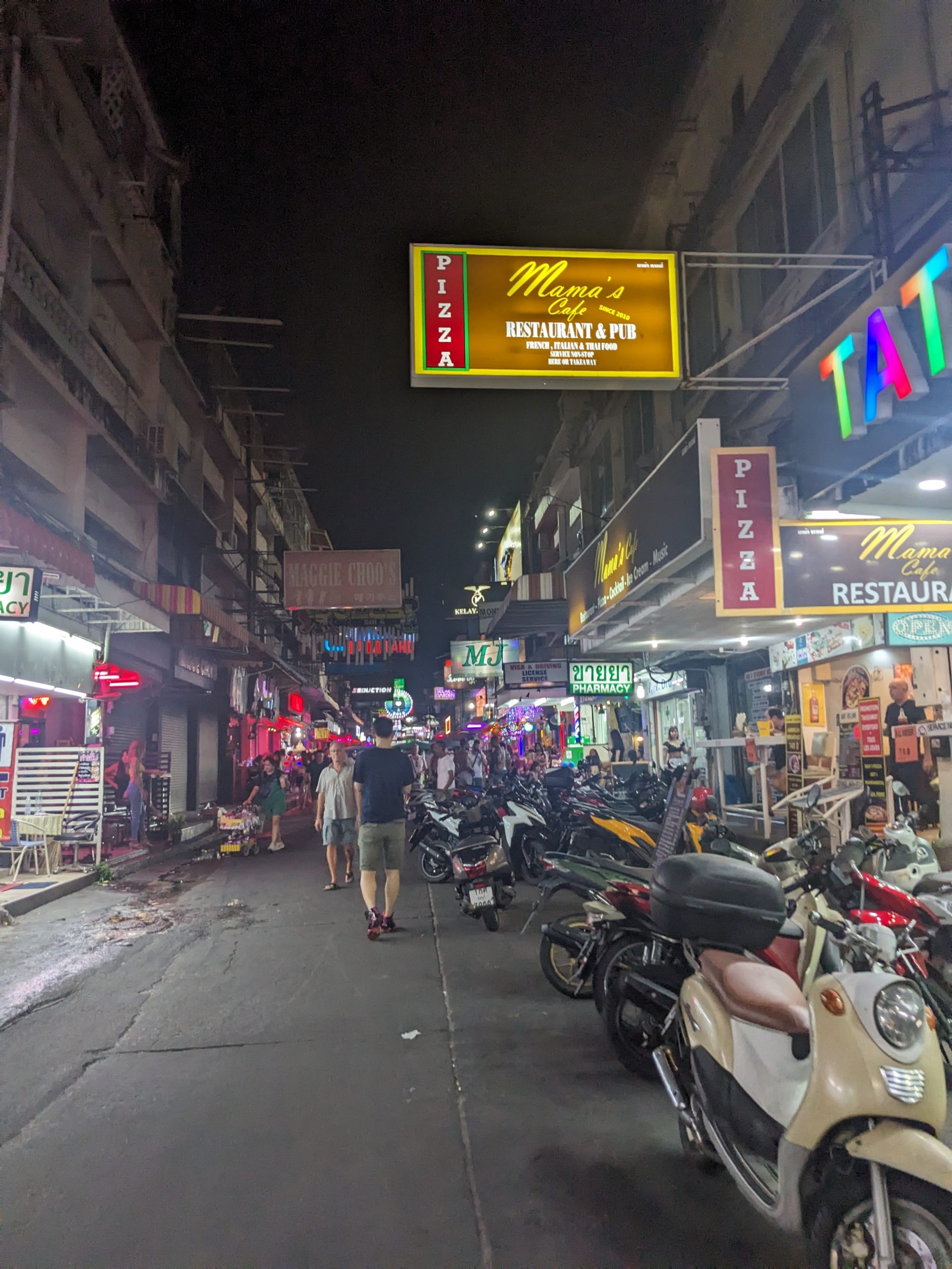 Backpacking Without Drinking: Enjoy Your Travels Sober